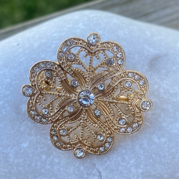 Four Leaf clover brooch Heart pin with crystal accent new - Picture 6 of 7